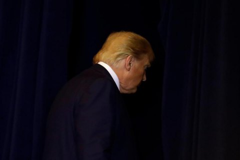 У Сенаті США зачитали усі обвинувачення проти Трампа в справі про імпічмент