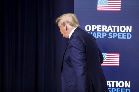 Адвокати Трампа завершили виступи у справі про імпічмент