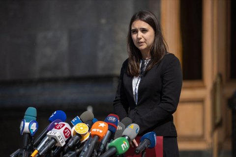 В Офісі президента кажуть, що не збиралися закривати “Прямий”