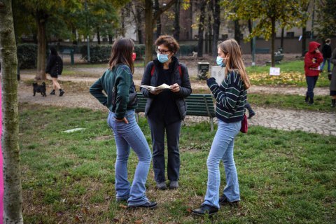 Відсьогодні Україна повертається до адаптивного карантину