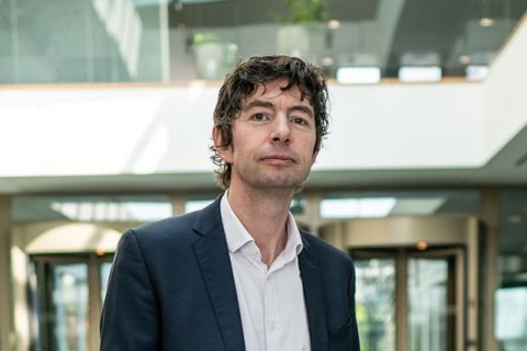 Німецькі вірусологи говорять про третю хвилю коронавірусу у країні