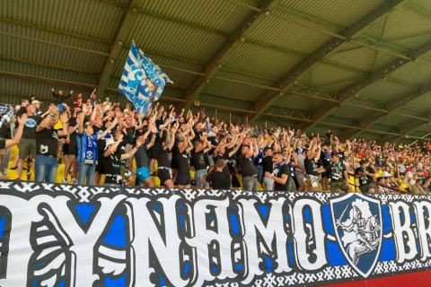 Білоруські футбольні ультрас повстали проти Лукашенка і оголосили про бойкот матчів