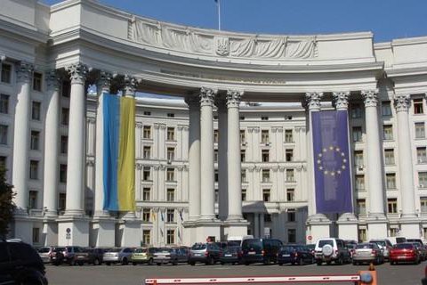 ​МЗС відреагувало на заклик посла Ізраїлю скасувати перейменування стадіону на честь Шухевича в Тернополі
