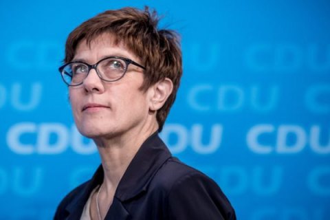 Міністерка оборони Німеччини: Росія становить безпосередню загрозу безпеці в Європі