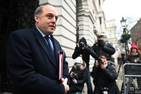 Міністр оборони Великобританії: російській кораблі “регулярно відвідують” наші води