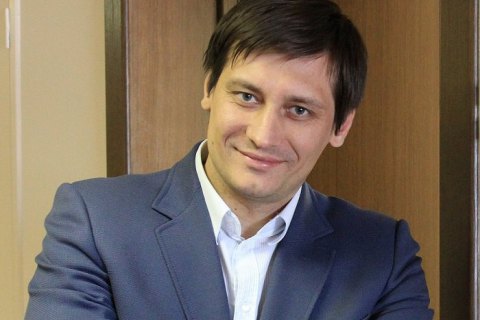 Російський опозиціонер Гудков заявив, що “під’їжджає до Києва”