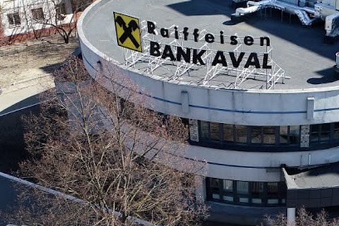 Райффайзен Банк прибрав з назви “Аваль”