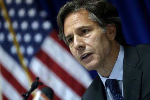 Блінкен закликав Меркель зменшити ризики, які