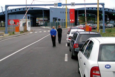 Словаччина змінила порядок пропуску іноземців на свою територію