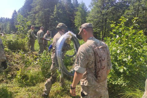 ​Потік мігрантів з Білорусі в Литву на вихідних побив усі можливі рекорди
