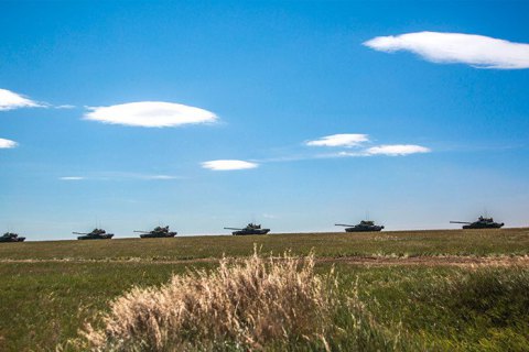 РФ починає масштабні військові навчання на окупованих територіях