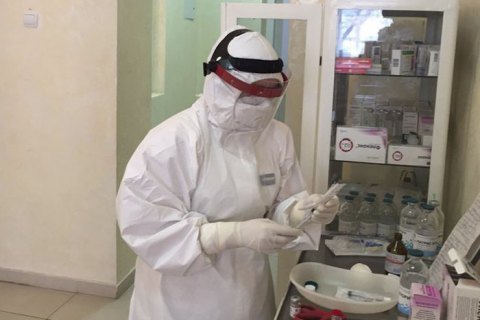 За добу в Україні виявили майже 12 тис. випадків COVID-19, серед захворілих понад 1 тис. дітей