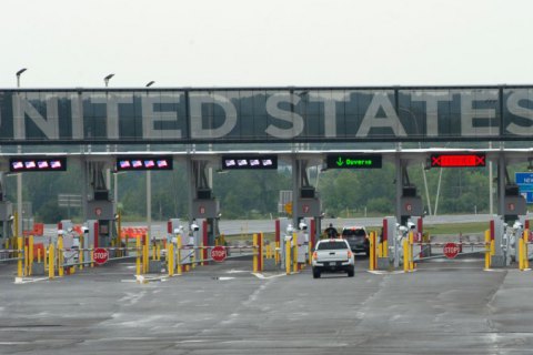 США в листопаді відкриють наземні кордони для вакцинованих подорожувальників, – AP