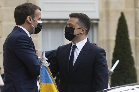 Макрон може відвідати Київ наприкінці листопада