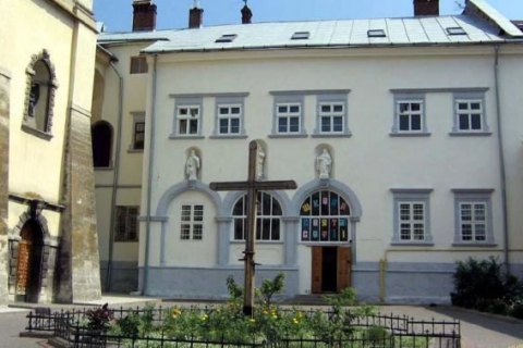 У Львові директорку приватної школи-гімназії оштрафували на 34 тис. грн за порушення вимог про вакцинацію