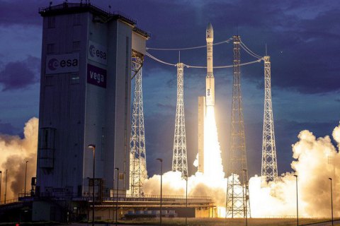 Ракета Vega з українським двигуном вивела на орбіту французькі розвідувальні супутники