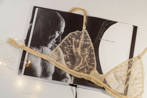 ​Юрко Іздрик став найсексуальнішим митцем року і лауреатом премії “Золотий Ліфон”