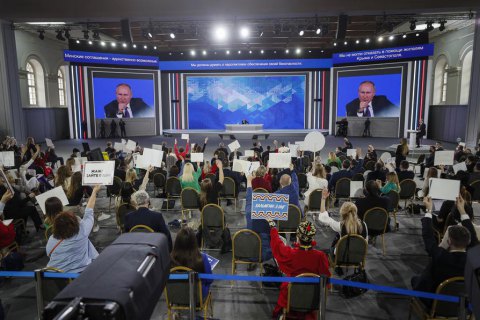 На “дезінфекцію” журналістів перед пресконференцією Путіна витратили 1,4 млн рублів, – ЗМІ