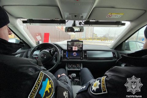 Поліцейські “фантоми” в перший день роботи зафіксували майже тисячу порушень ПДР