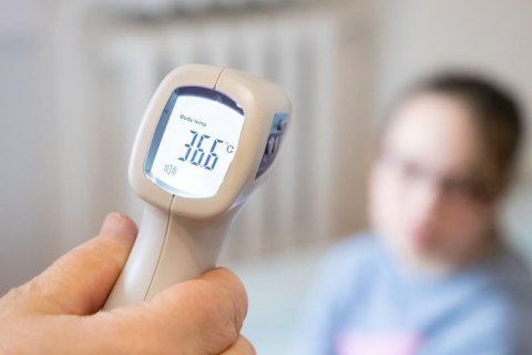 За добу в Україні зафіксували 30 768 нових випадків ковіду