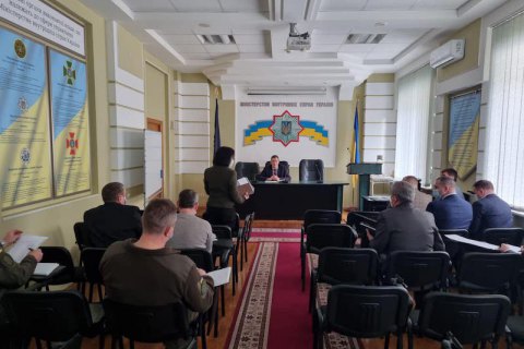 Комісія МВС виявила факти “позастатутних відносин” у військовій частині Дніпра, де нацгвардієць влаштував стрілянину