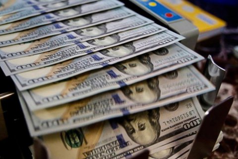 У Росії заборонили громадянам купувати валюту