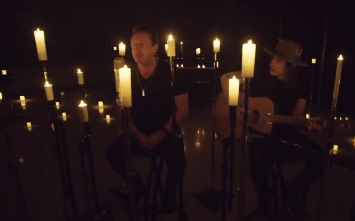 Джуліан Леннон на підтримку України вперше заспівав пісню батька