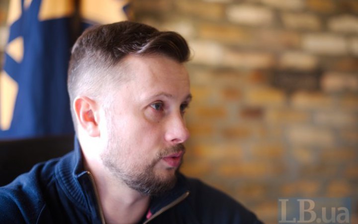 Внаслідок застосування хімічної зброї росіянами постраждали три бійці «Азова», – Білецький