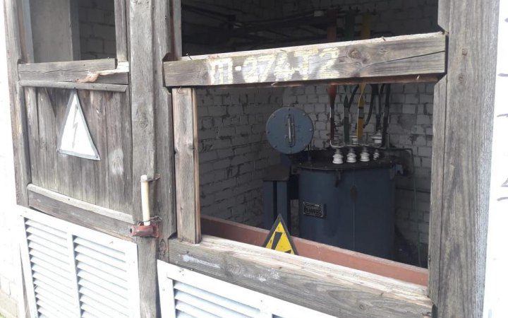 В Україні залишаються знеструмленими 833 населені пункти