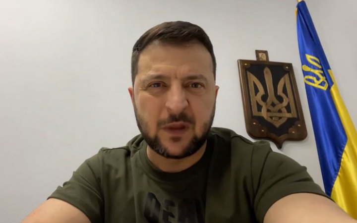 Зеленський про обстріл Одеси: “Чим Росії загрожували діти і гуртожиток?”