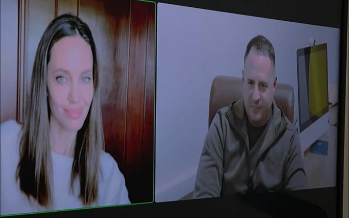 Єрмак провів зум-конференцію з Анджеліною Джолі та отримав її телефонний номер