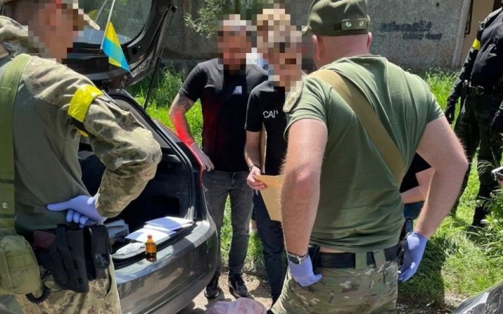 ​На Запоріжжі працівник ДСНС запустив канал збуту вогнепальної зброї, – прокуратура