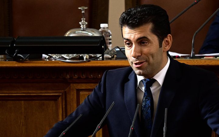 Парламент Болгарії оголосив вотум недовіри уряду на чолі з Петковим