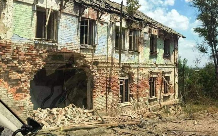 Обстріли на Донбасі, Чернігівщині і Рівненщині, пожежа в Харкові. Як минула ніч у регіонах