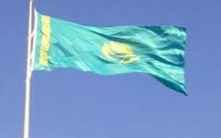 Зростання дистанції між Казахстаном та РФ є несподіваним викликом для Путіна, – WSJ