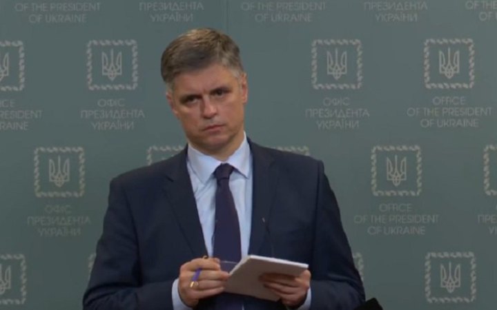 У Великобританії перебувають близько 104 тисяч українців, – Пристайко