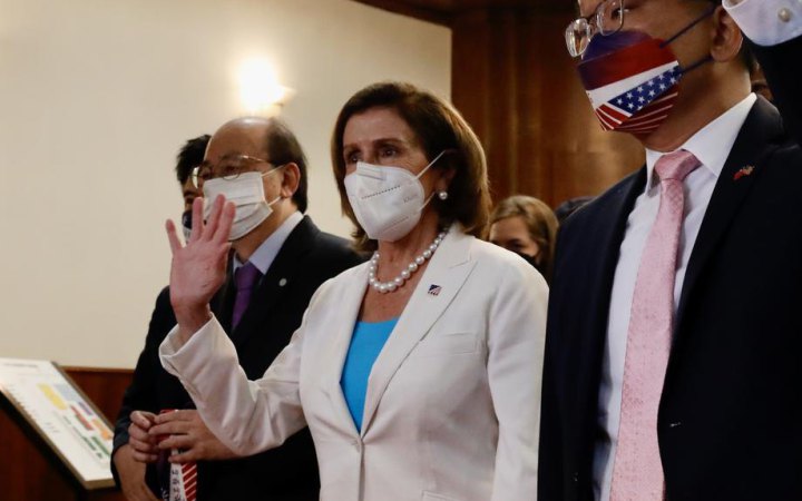 Пелосі зустрілася з віцеспікером парламенту Тайваню