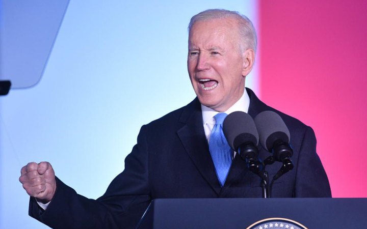 Байден планує змагатися за крісло президента США у 2024 році, – Bloomberg