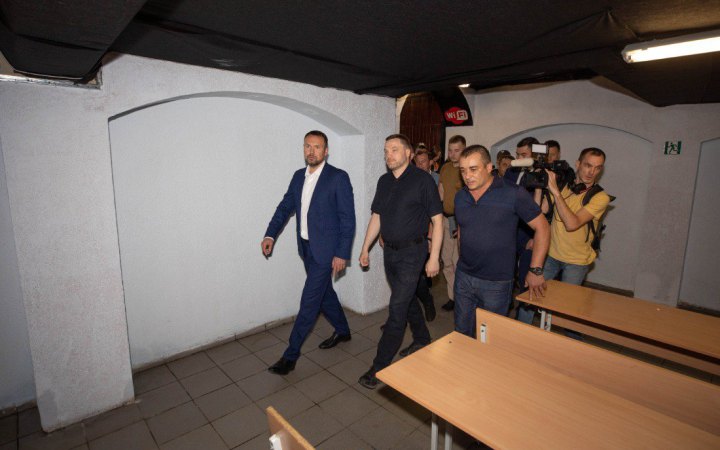 В Україні укриттями забезпечені менше половини закладів освіти, – Монастирський