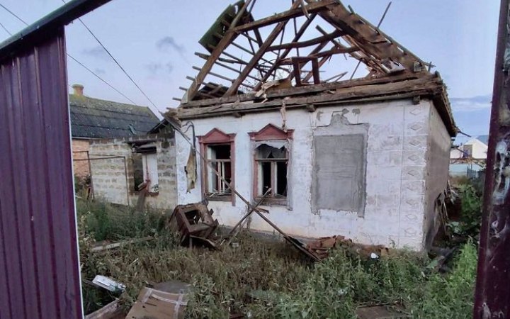 Росіяни обстріляли з “градів” і важкої артилерії Нікопольський район Дніпропетровщини