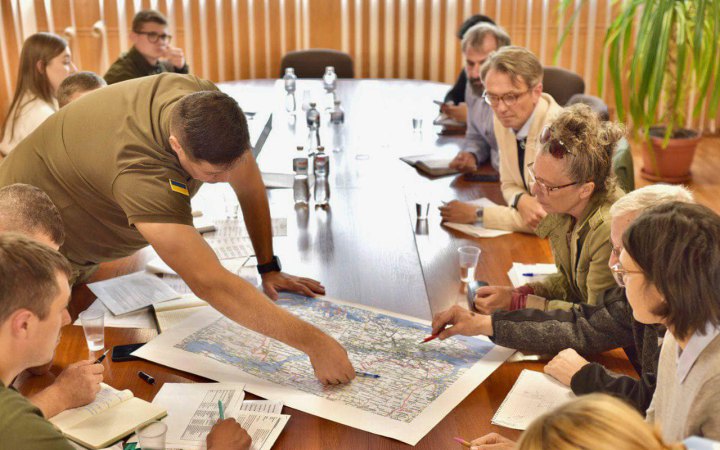 ООН передала на Херсонщину 1400 комплектів для ремонту будинків, – Янушевич