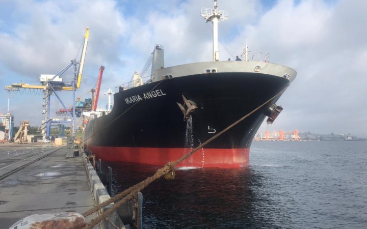 Третє зафрахтоване ООН судно відправилось для боротьби з голодом в Африці, – Мінінфраструктури