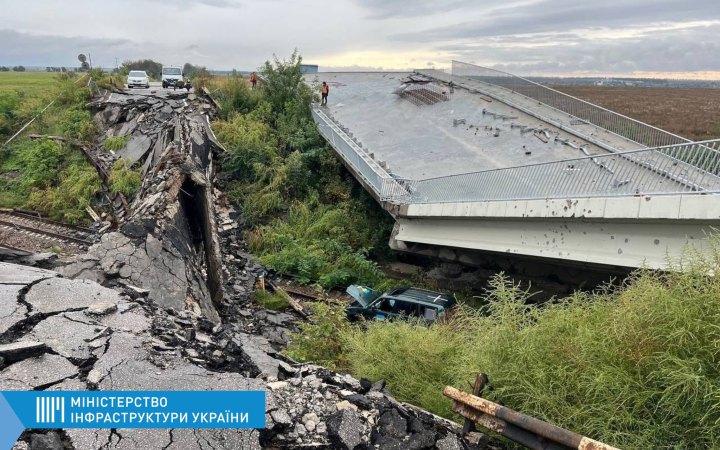 На деокупованих територіях Харківської області розчищено 124 км доріг державного значення, – Мінінфраструктури