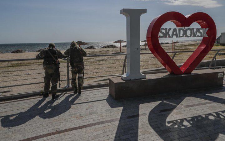 У Голій Пристані та Скадовську на окупованій Херсонщині пролунали вибухи, – ЗМІ