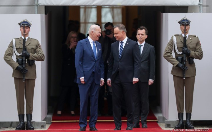 Байден запропонував Польщі допомогу у розслідуванні вибуху біля кордону з Україною