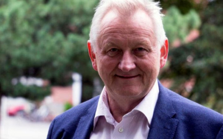 Заступник голови Верховного суду Норвегії звинуватив свою дружину з України у спробі його отруїти