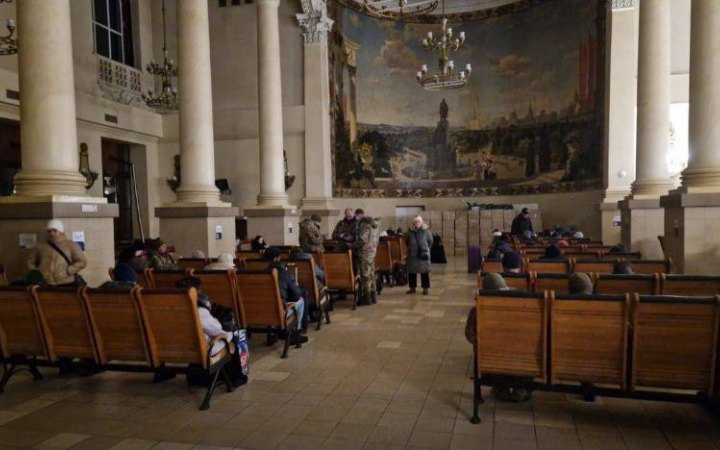 За день “Фортеці незламності” та “Пункти незламності” на залізничних вокзалах України прийняли понад 7 тисяч українців