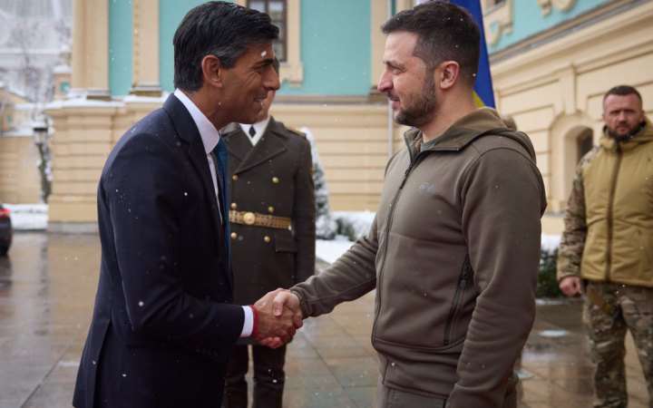 Зеленський подякував британцям за танки та БТР: це саме те, чого потребує Україна