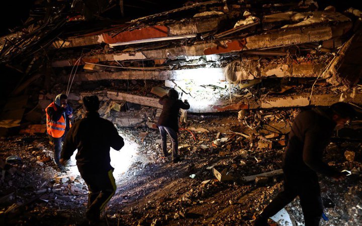 Кількість жертв землетрусу в Туреччині та Сирії сягнула понад 23,8 тисячі осіб