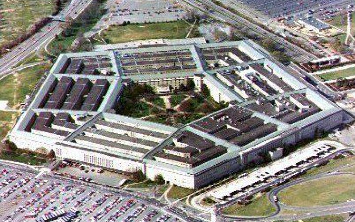 Пентагон попередив Китай про наслідки у разі надання Росії летальної військової допомоги